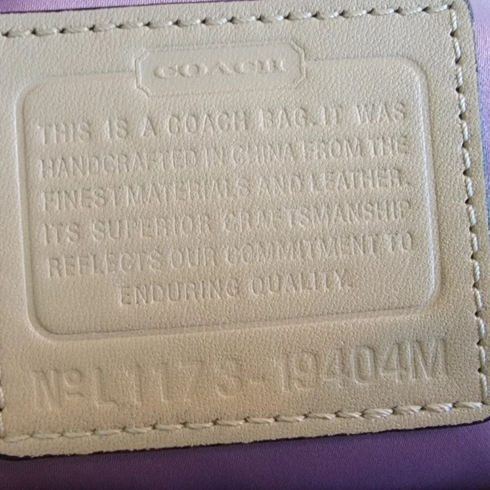 Coach Signature Buckle Tote Bag Tan With Leather Trim - Picture 14 of 14